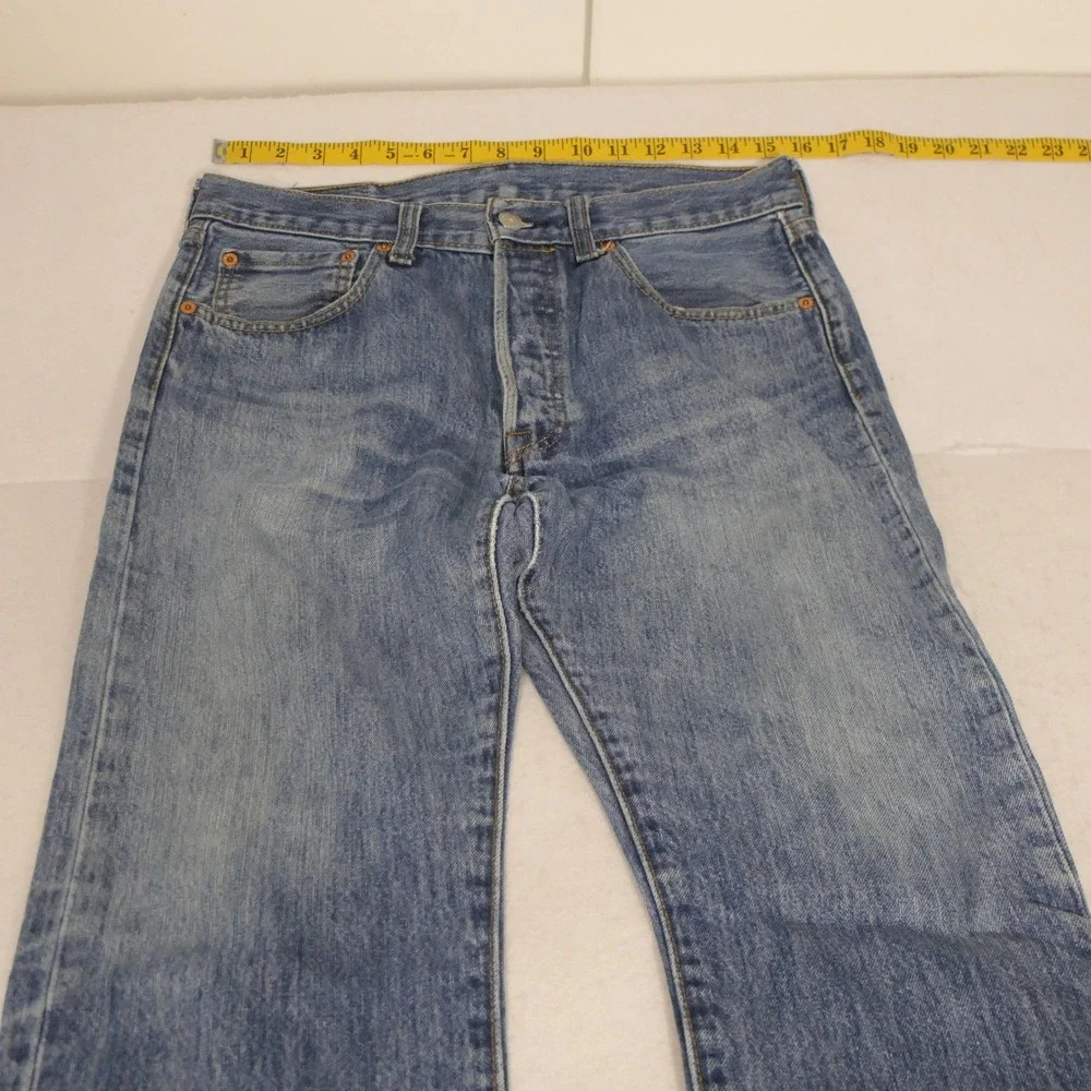 Levis Mens 501 Jeans 32x32 Blue Classic Americana Straight Leg Rugged Streetwear
